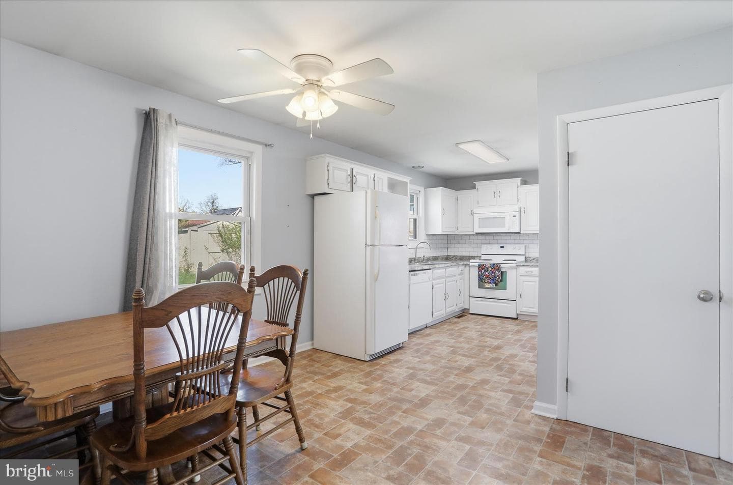 503 Vicky Bullett Street photo 12
