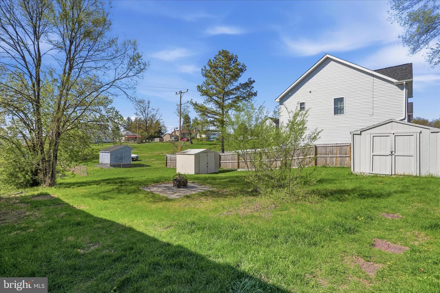 503 Vicky Bullett Street photo 30