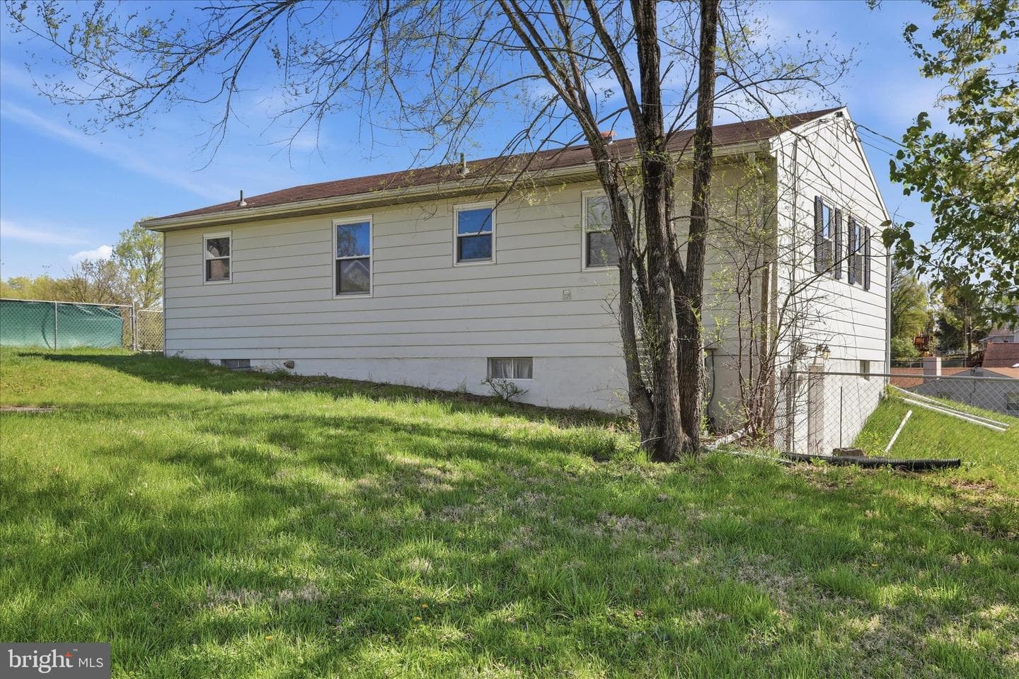 503 Vicky Bullett Street photo 37