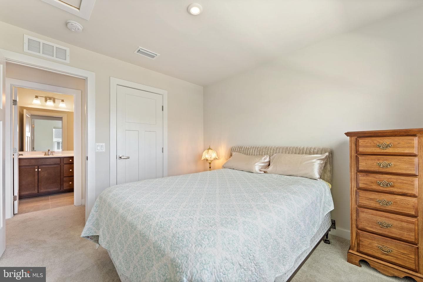 84 Dunster Street photo 6