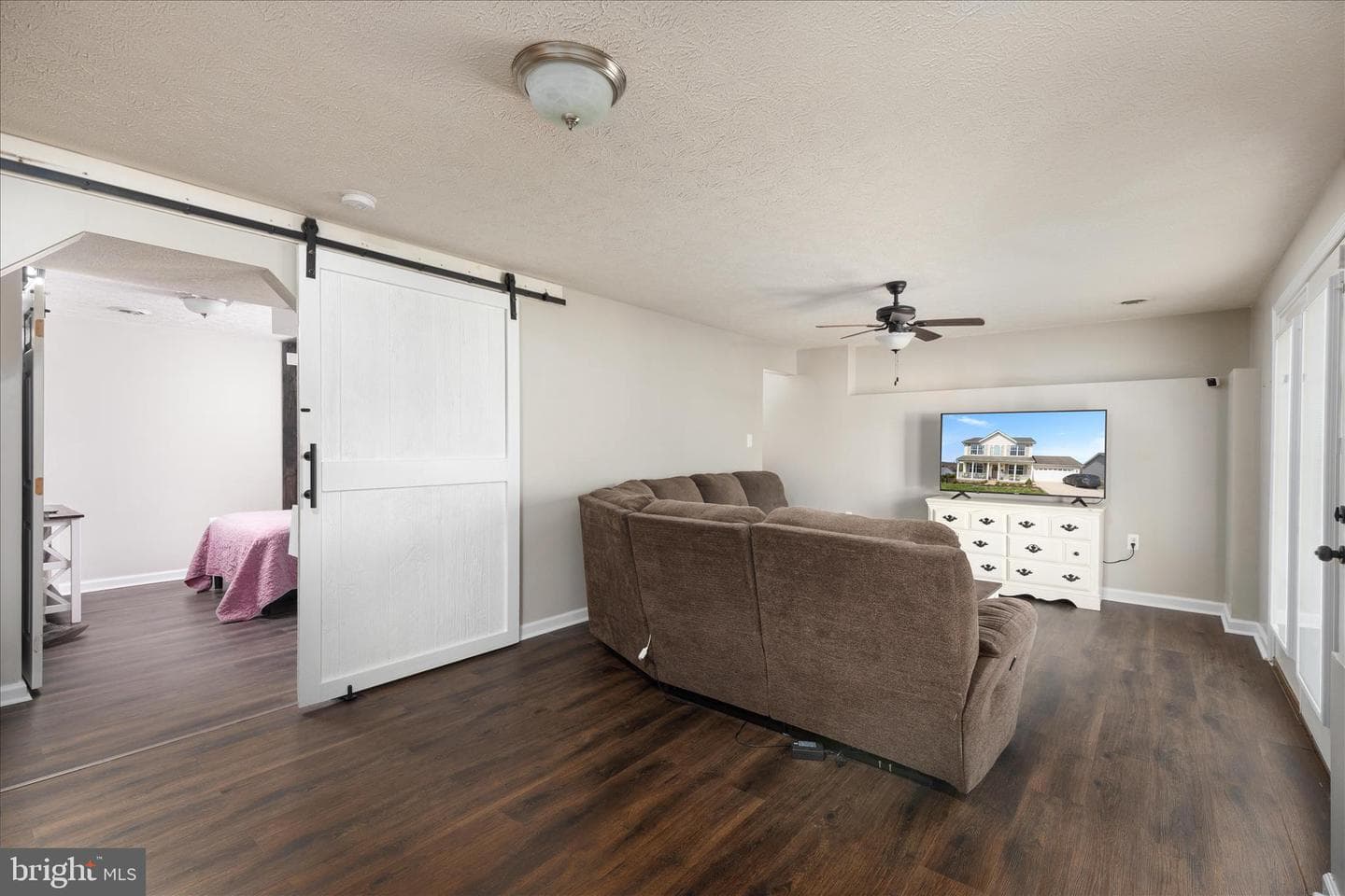 74 Toulouse Lane photo 41