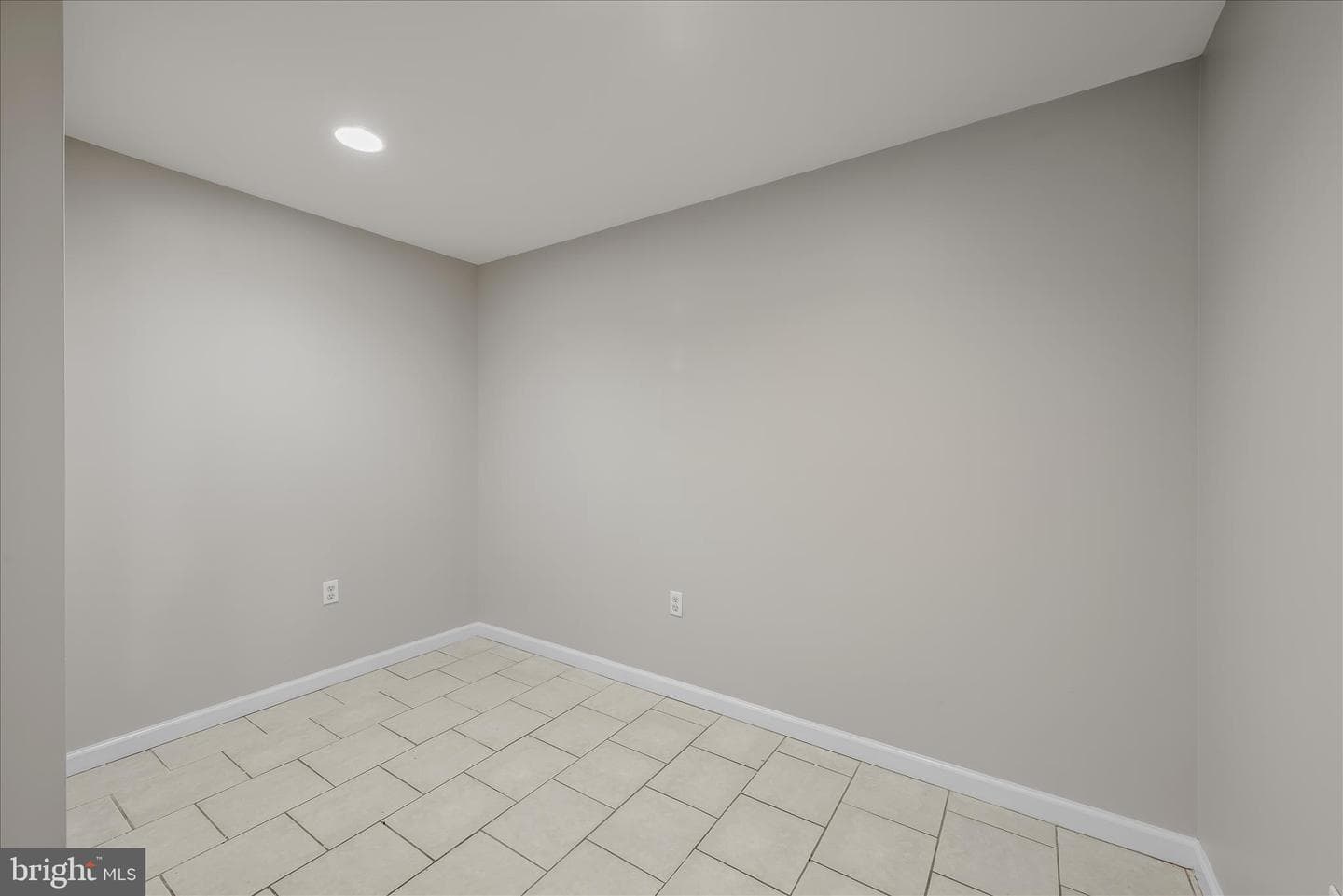 161 Veronica Drive photo 37