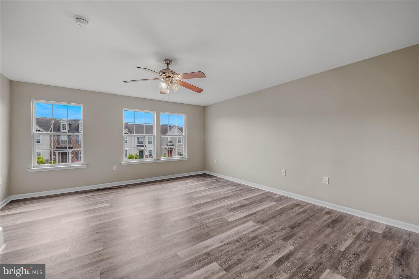 161 Veronica Drive photo 6
