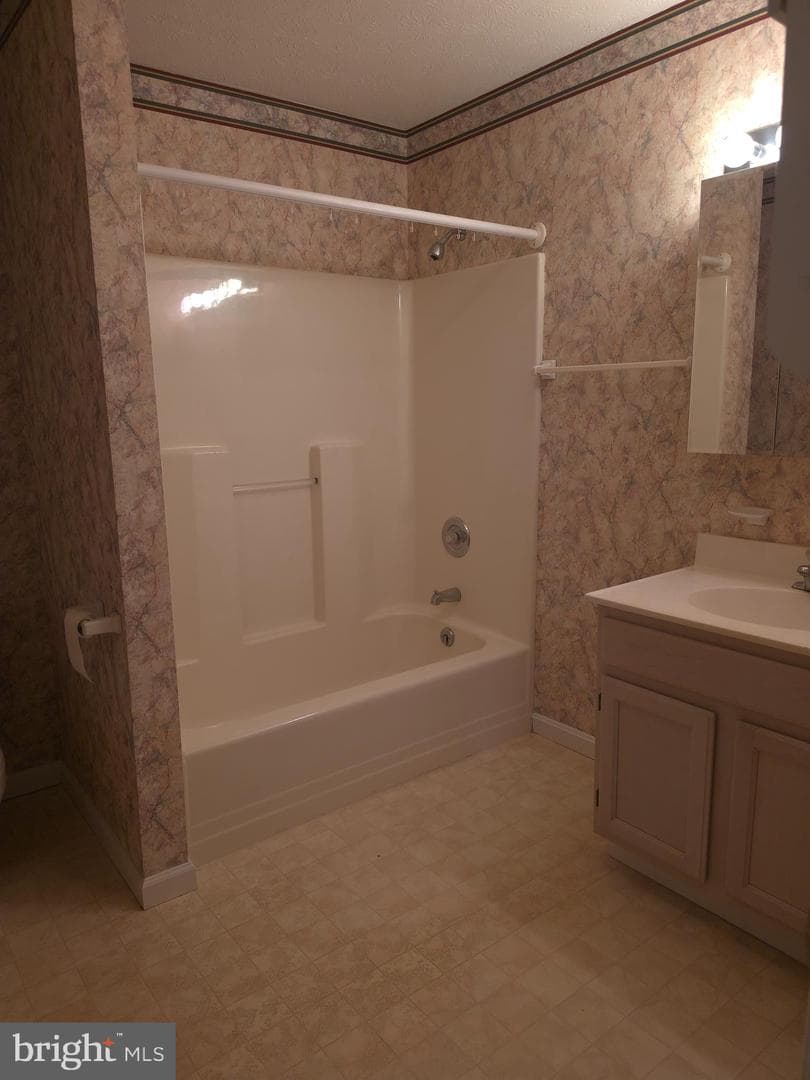 142 Braddock Boulevard photo 21