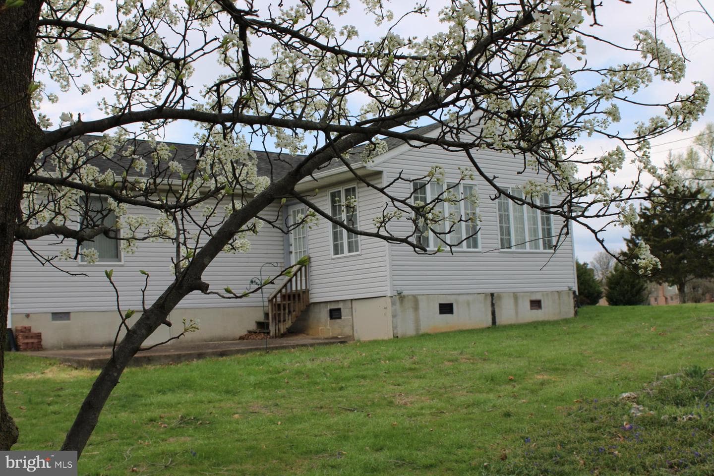 142 Braddock Boulevard photo 32