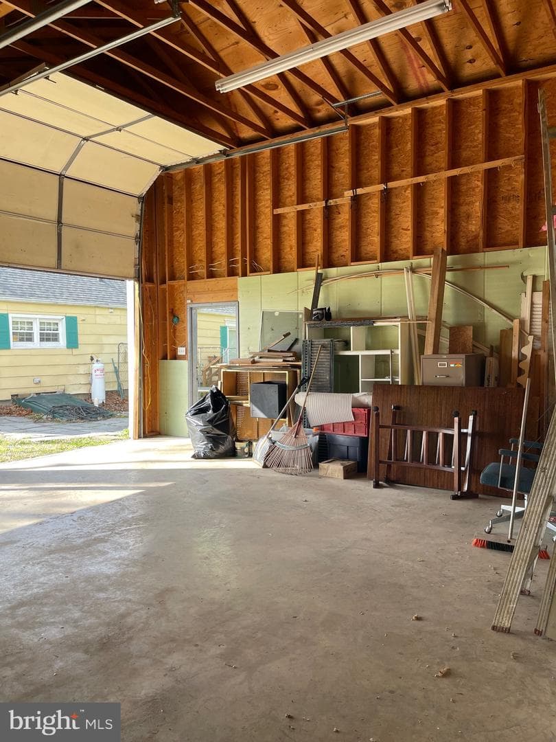 10123 Winchester Avenue photo 43