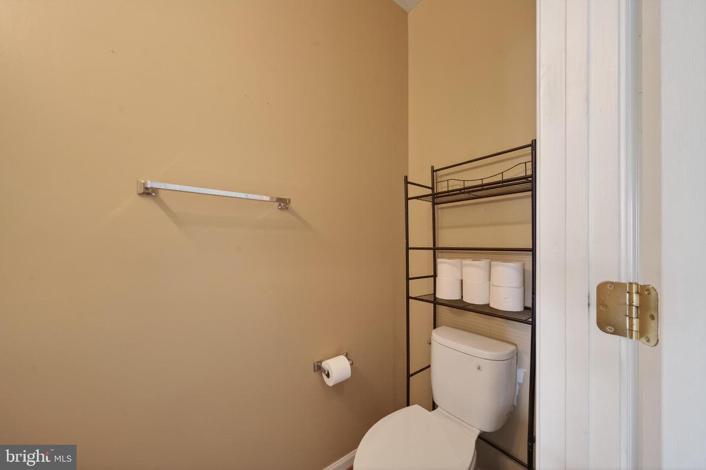 62 Niblick Court photo 18