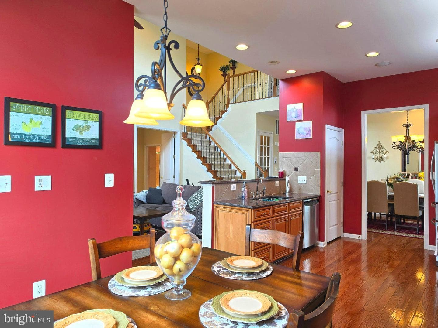 101 Darden Court W photo 18