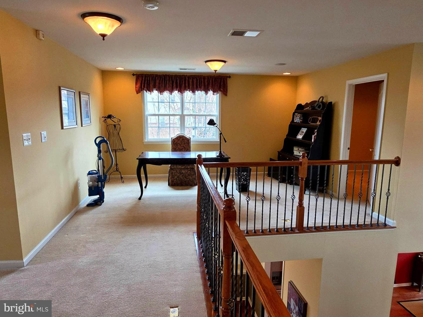 101 Darden Court W photo 37