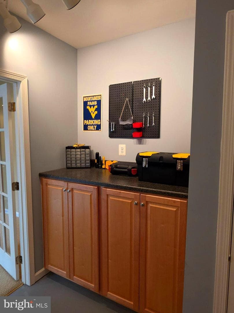 101 Darden Court W photo 52