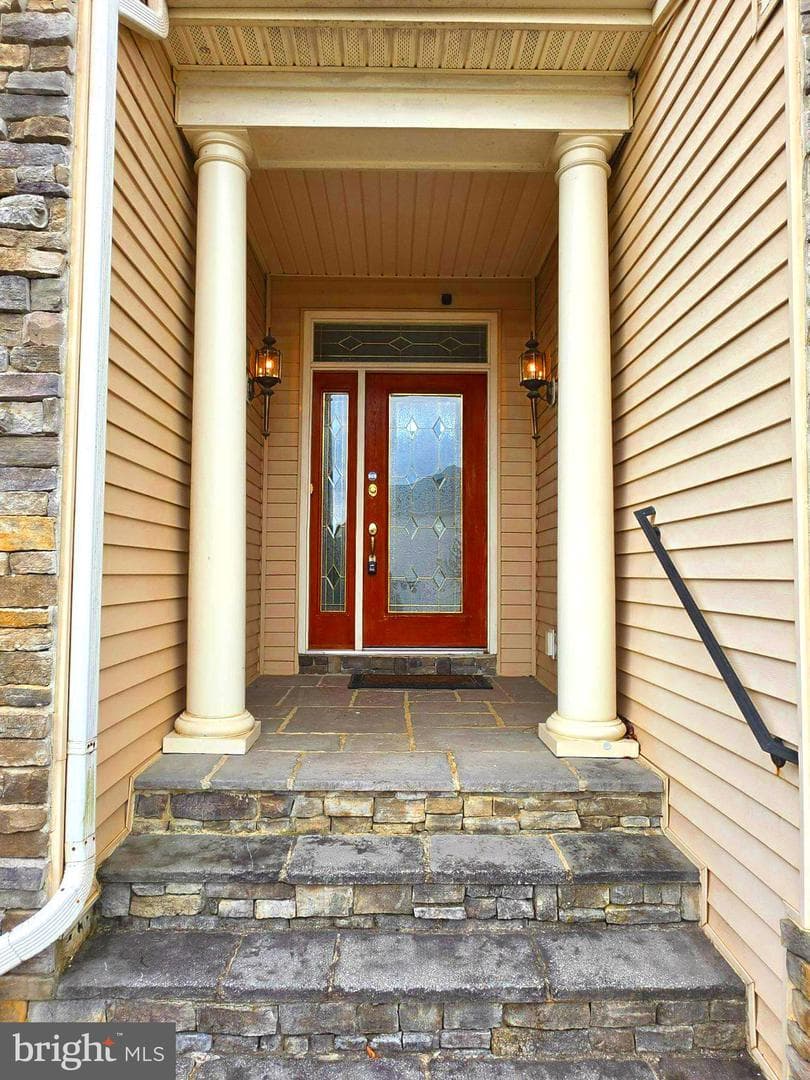 101 Darden Court W photo 8