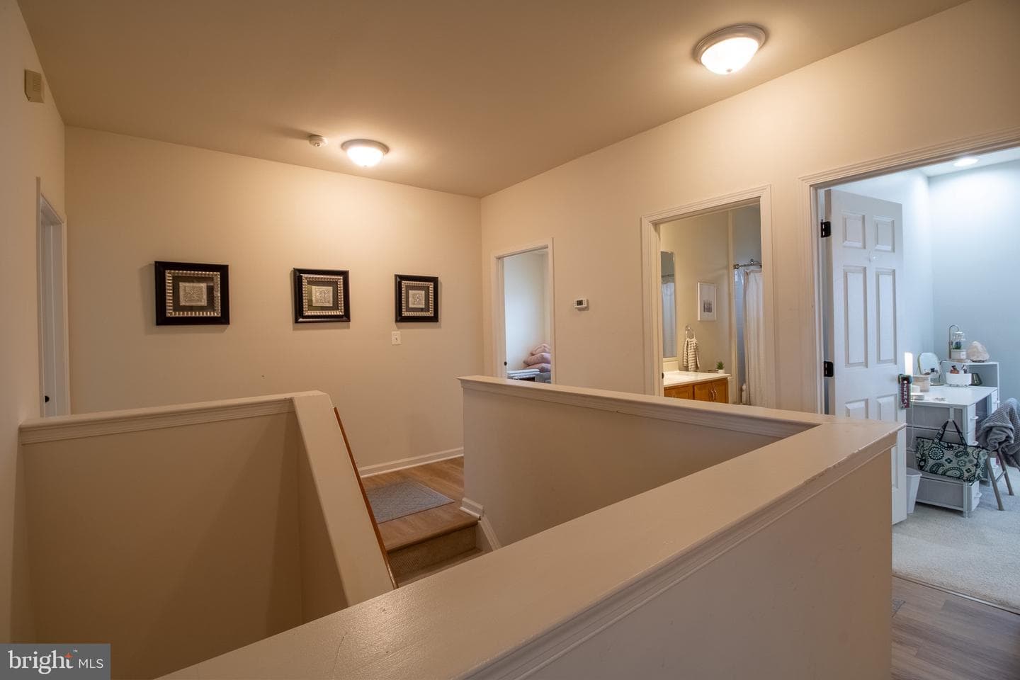 104 E Strathmore Way E photo 29