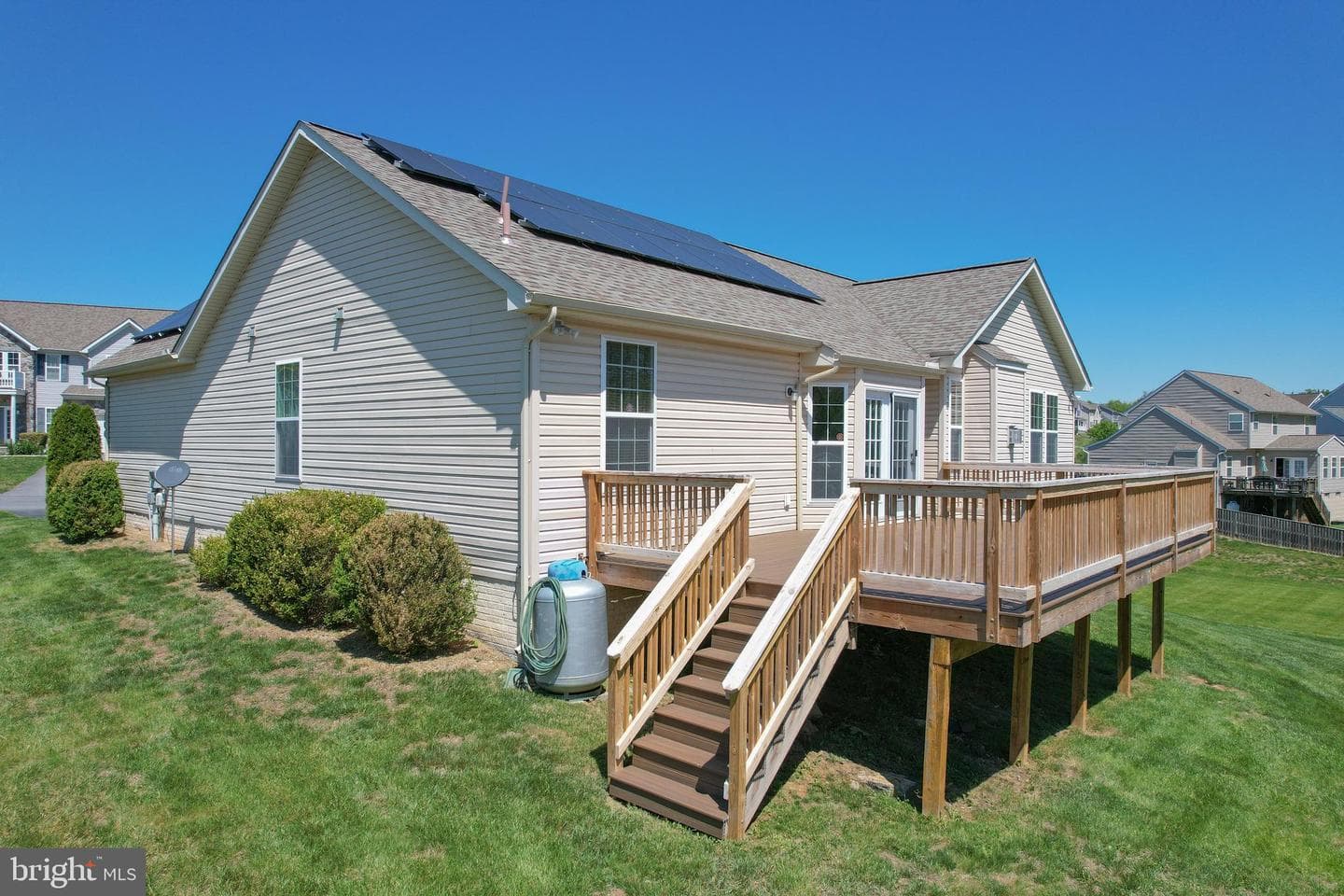 633 Bentley Drive photo 35
