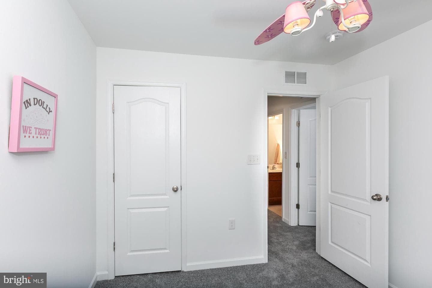 437 Rumbling Rock Road photo 12