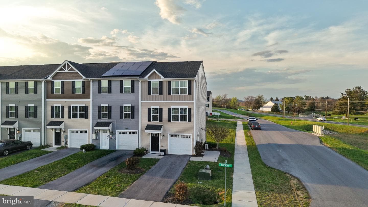 10 Norcross Court, Martinsburg
