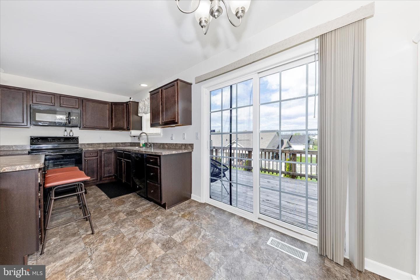 47 Carmody Lane photo 13