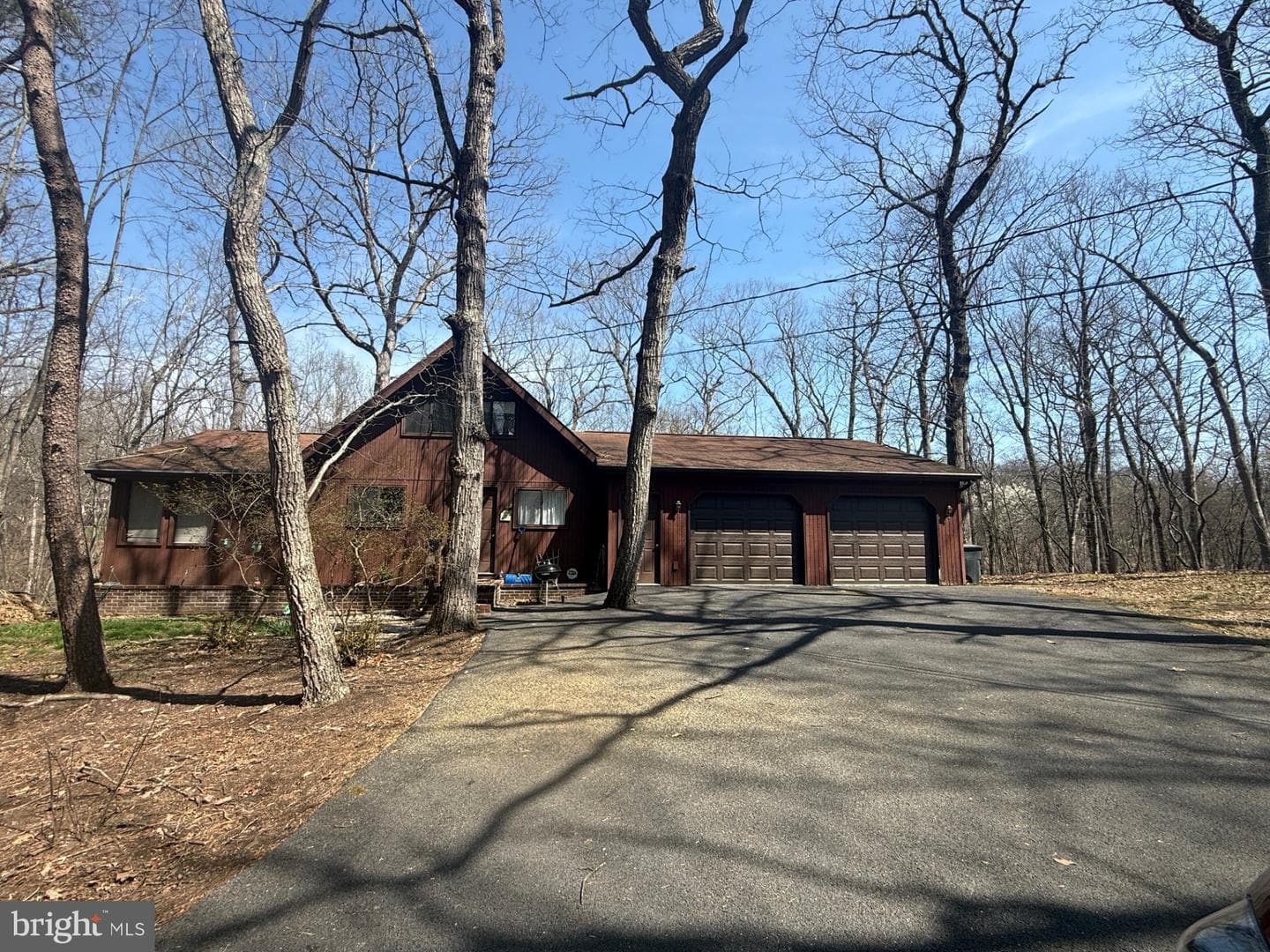 313 Mild Winter Road, Hedgesville