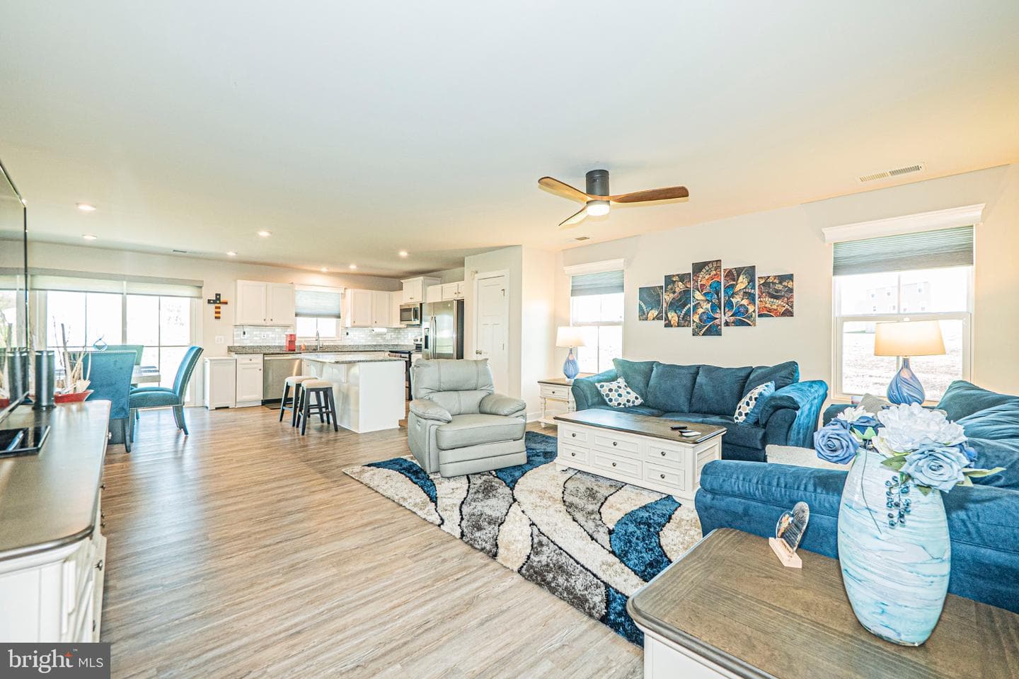 87 Opulent Court photo 18