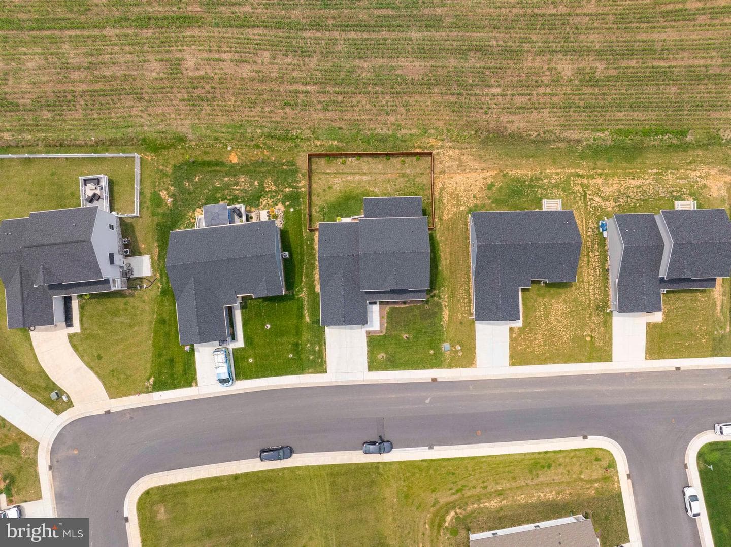 93 Orpington Drive photo 47