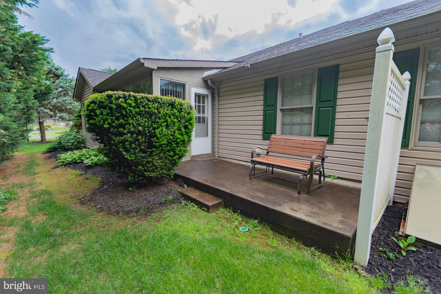 406 Azalea Lane photo 12