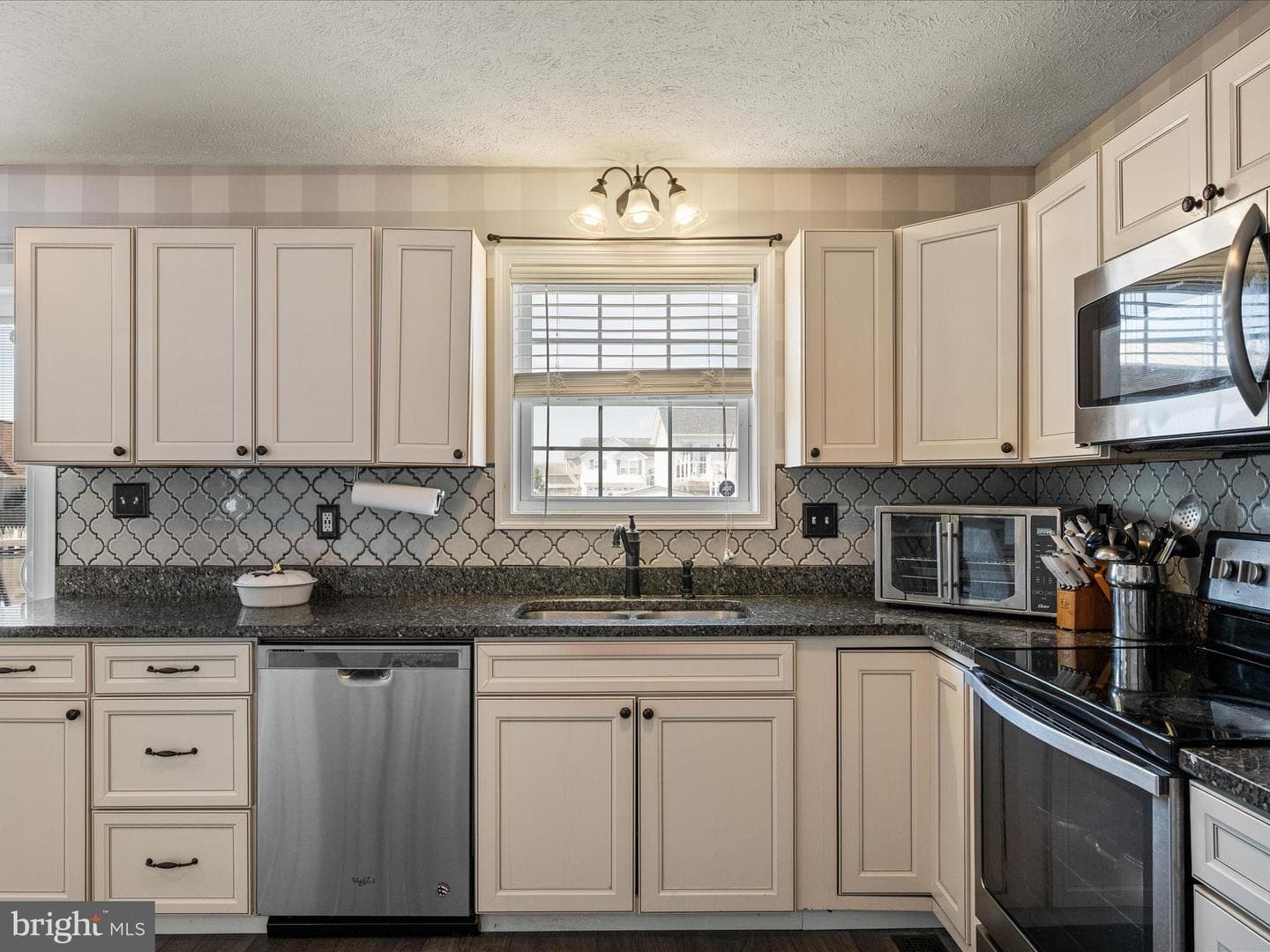 155 Fenimore Drive photo 21