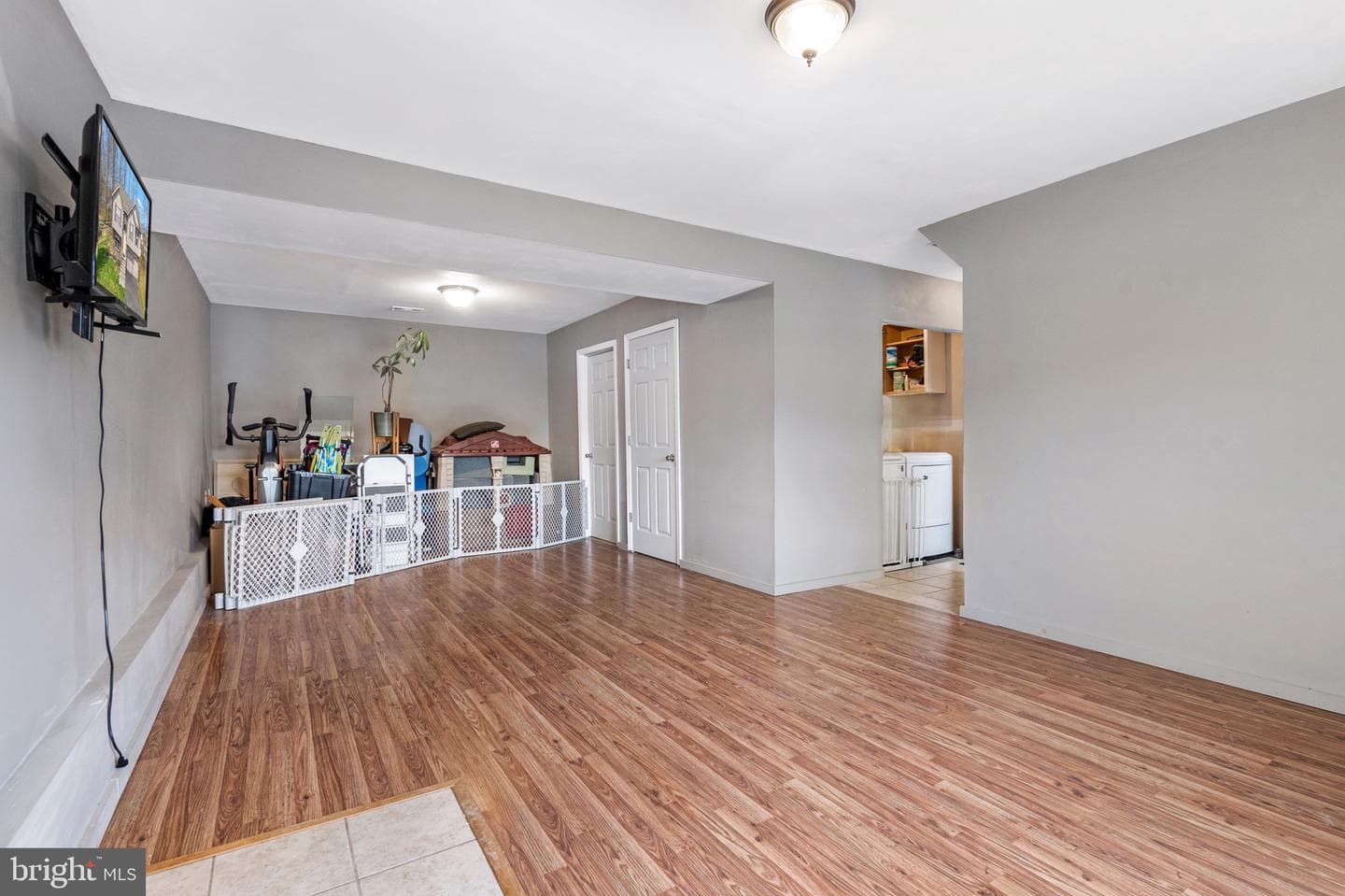 183 Basin Drive photo 20
