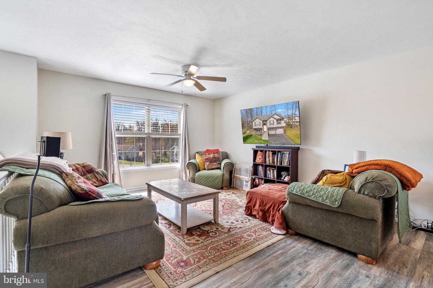 183 Basin Drive photo 5