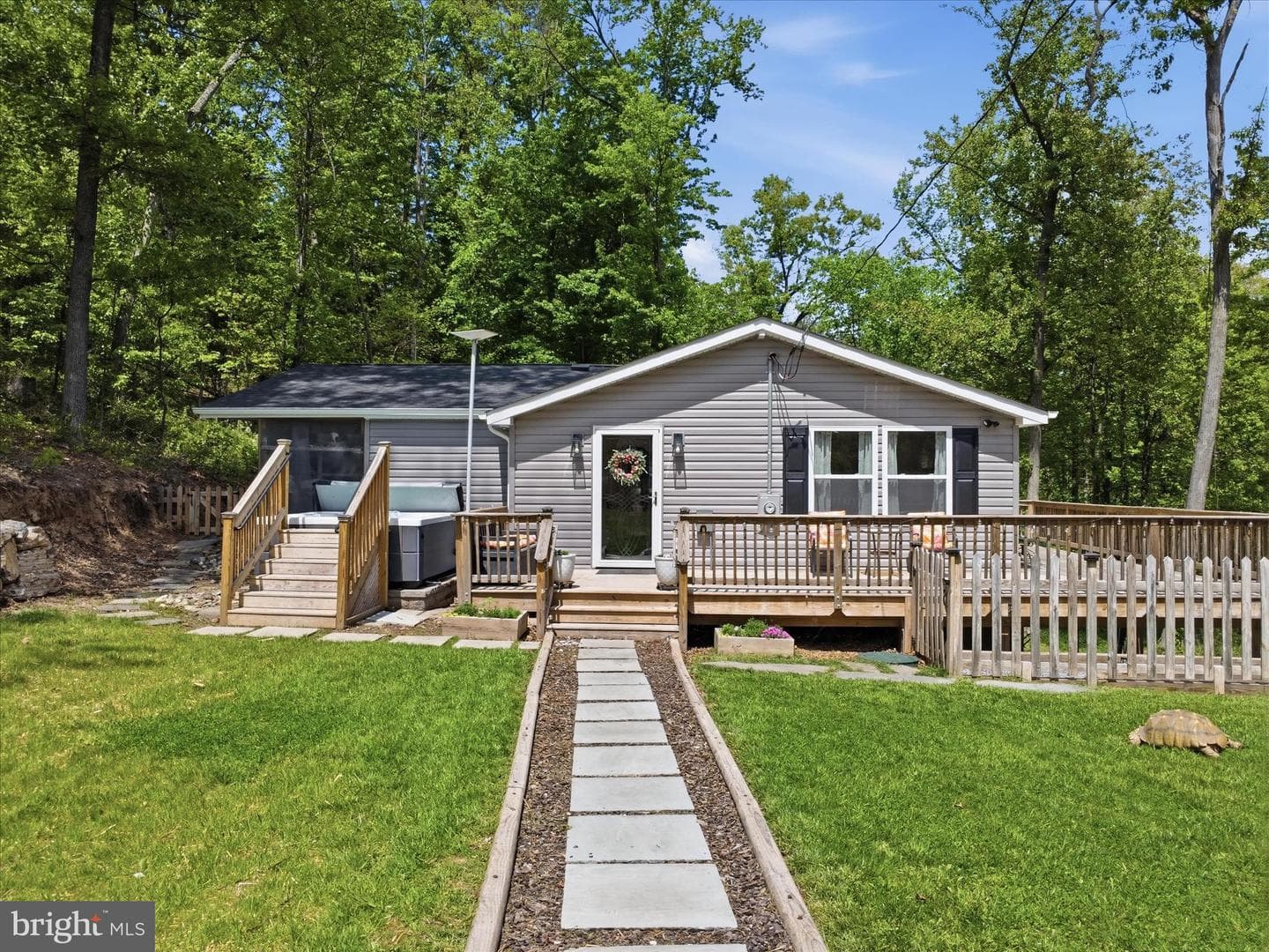 3147 Mountain Lake Road photo 5