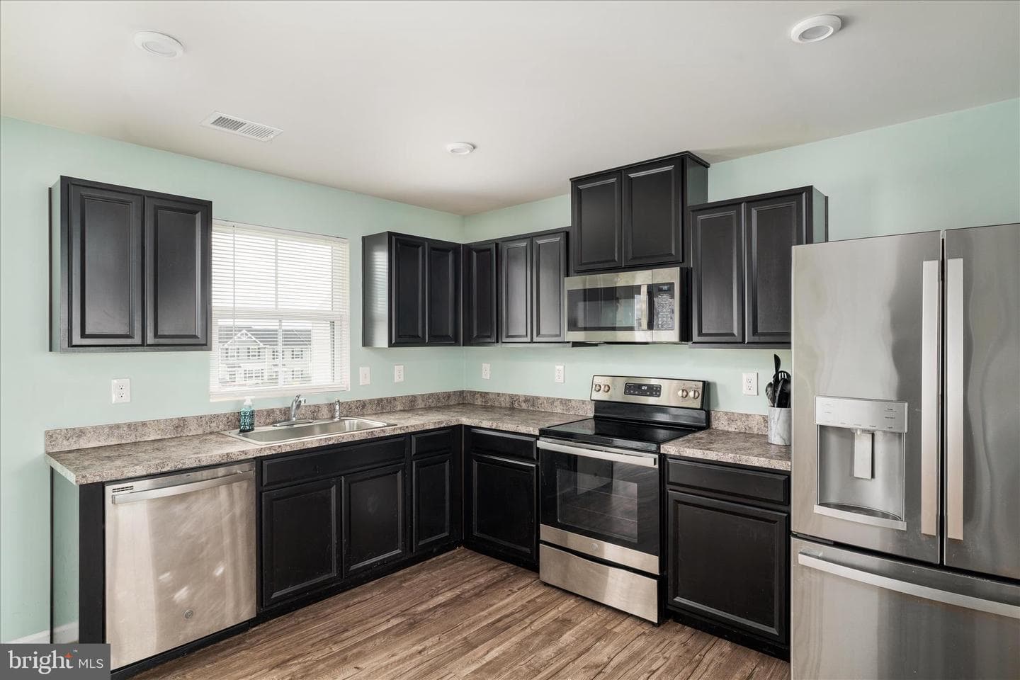 33 Sebago Place photo 10