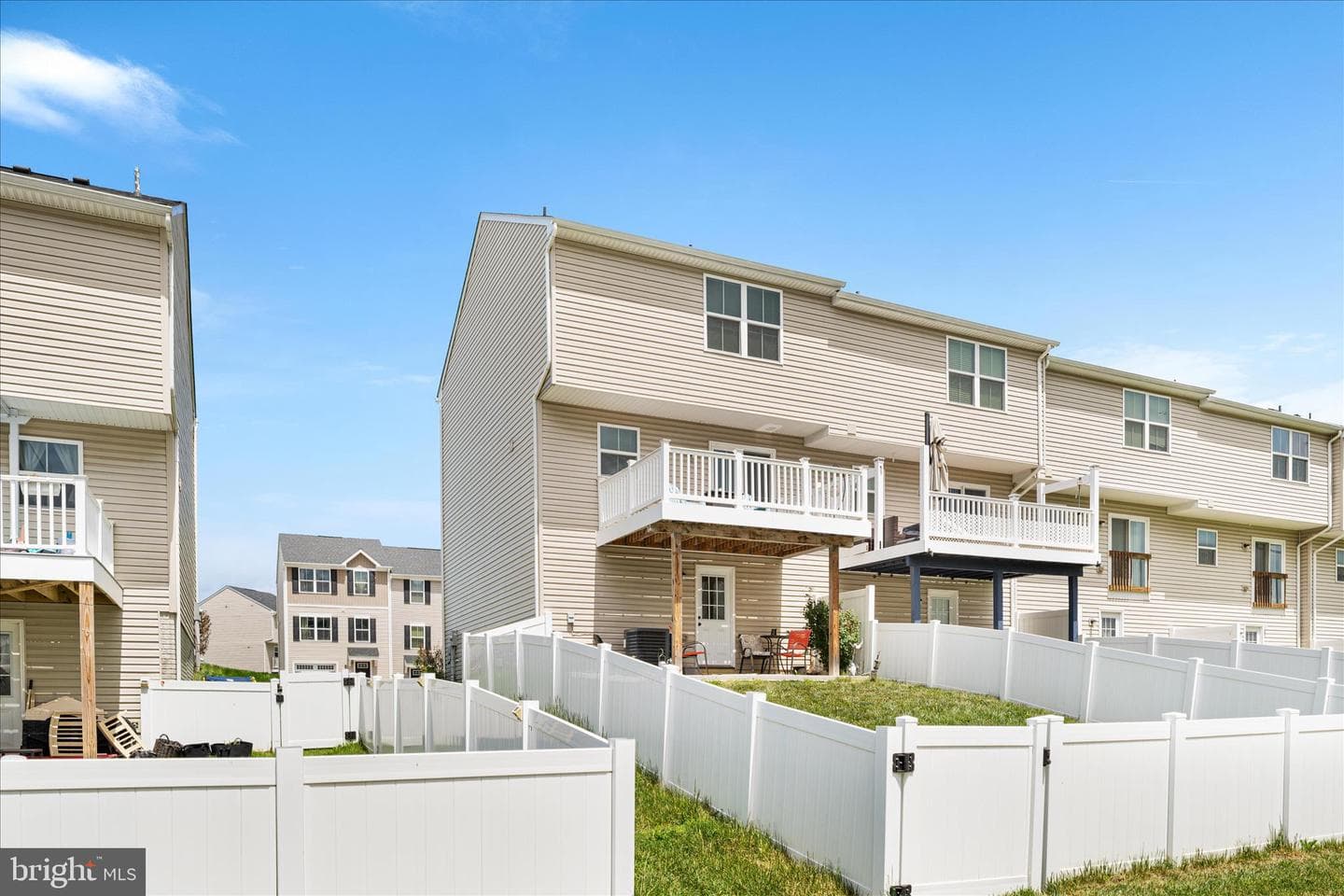 33 Sebago Place photo 29