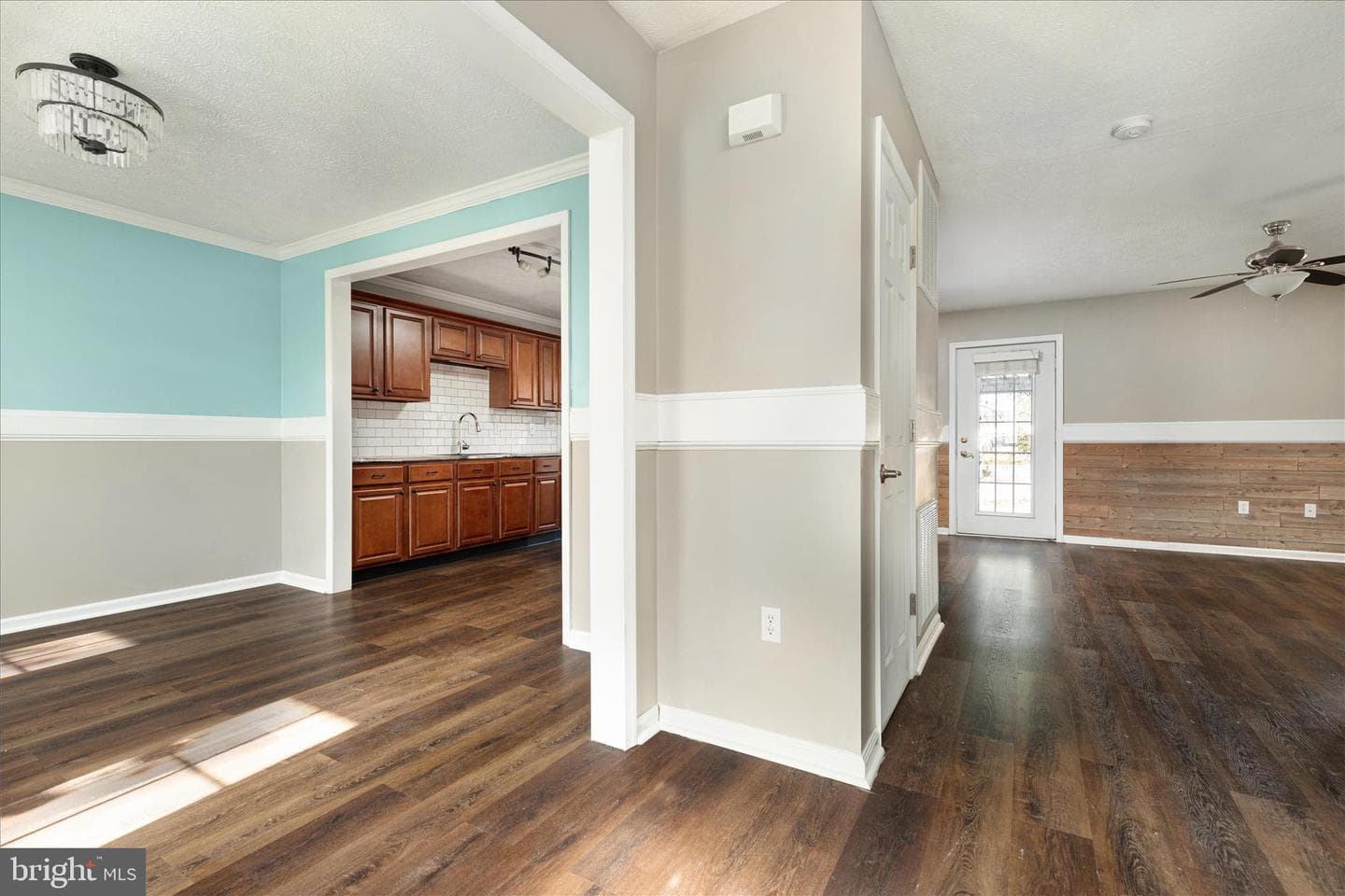 109 Fenimore Drive photo 4