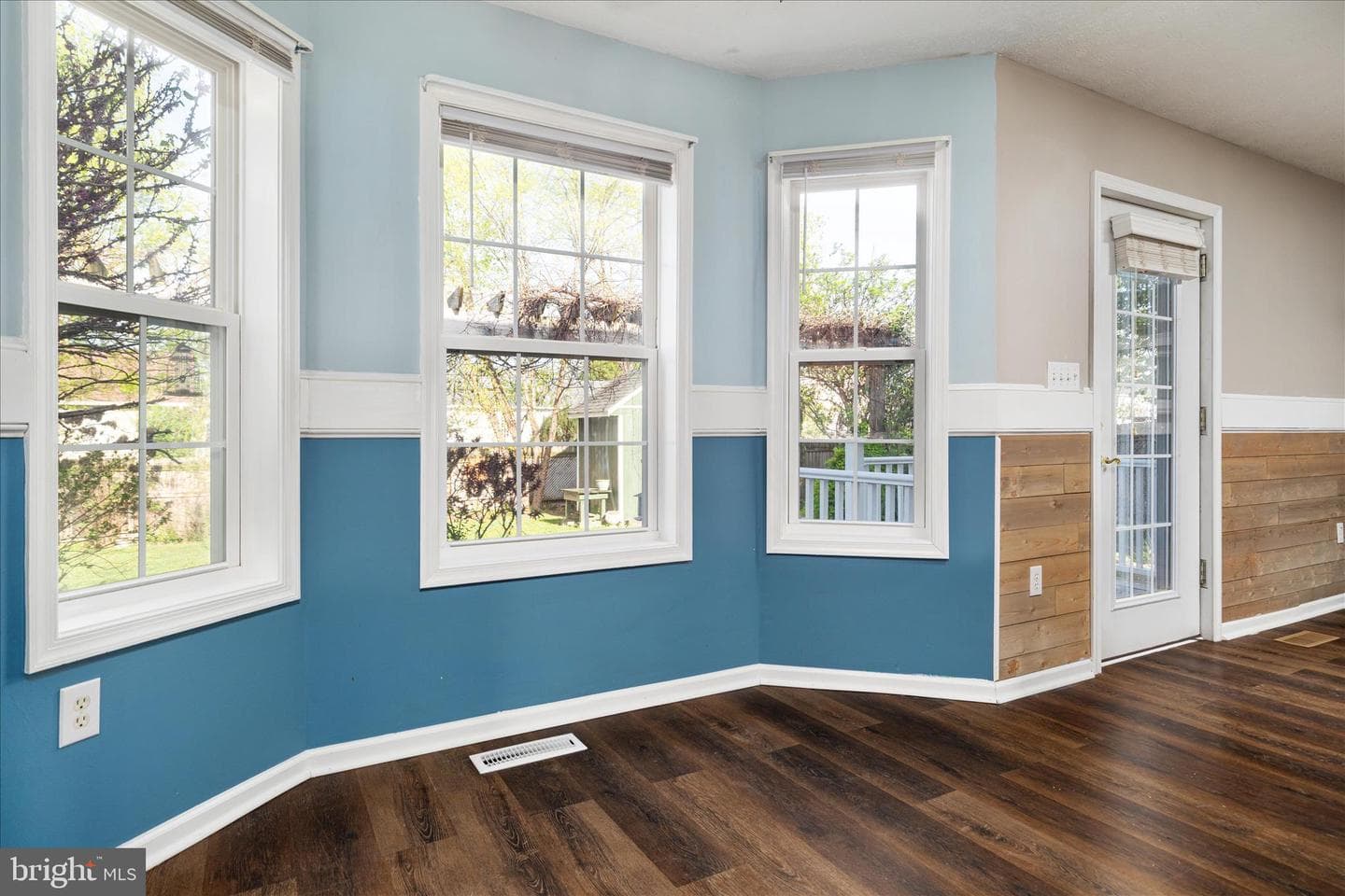109 Fenimore Drive photo 9
