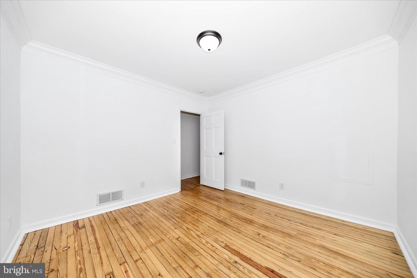 10167 Winchester Avenue photo 24