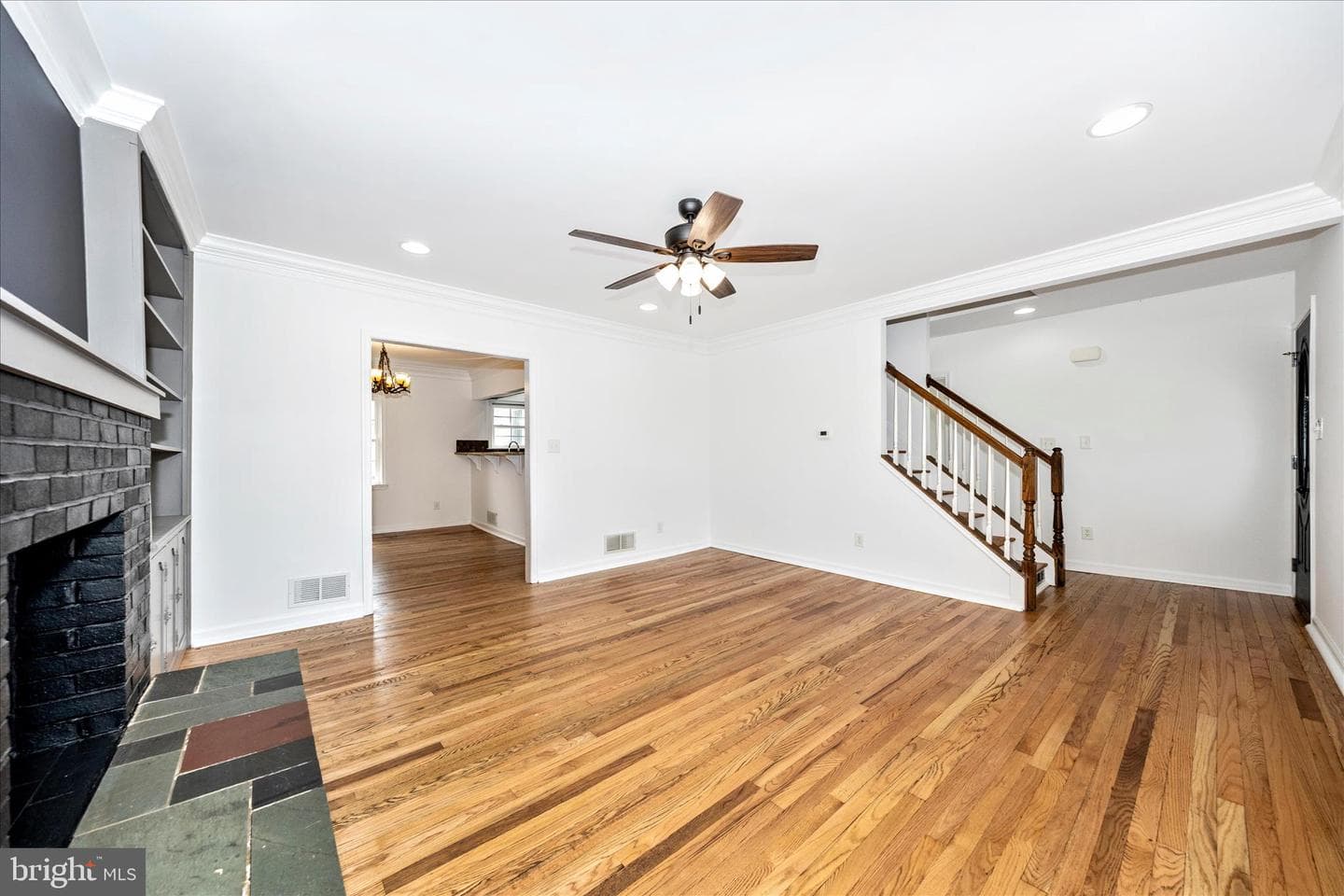 10167 Winchester Avenue photo 5