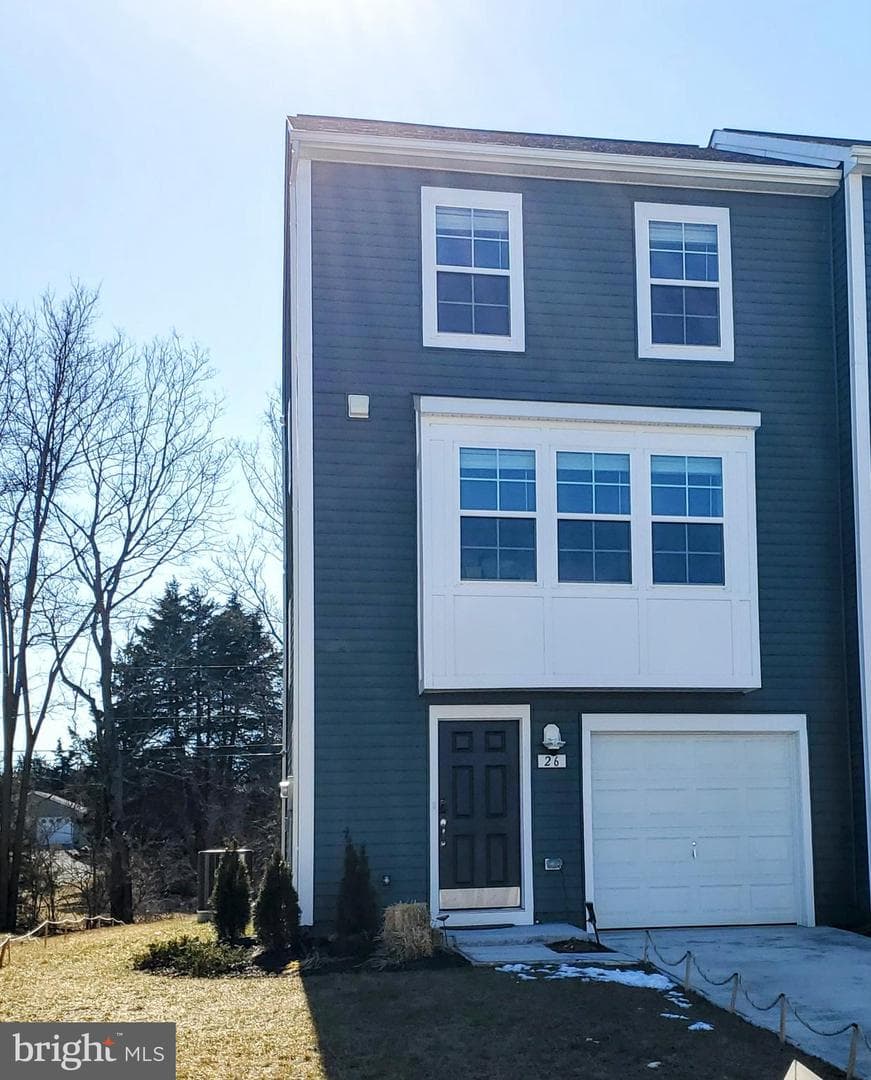 26 Colchester Court, Bunker Hill