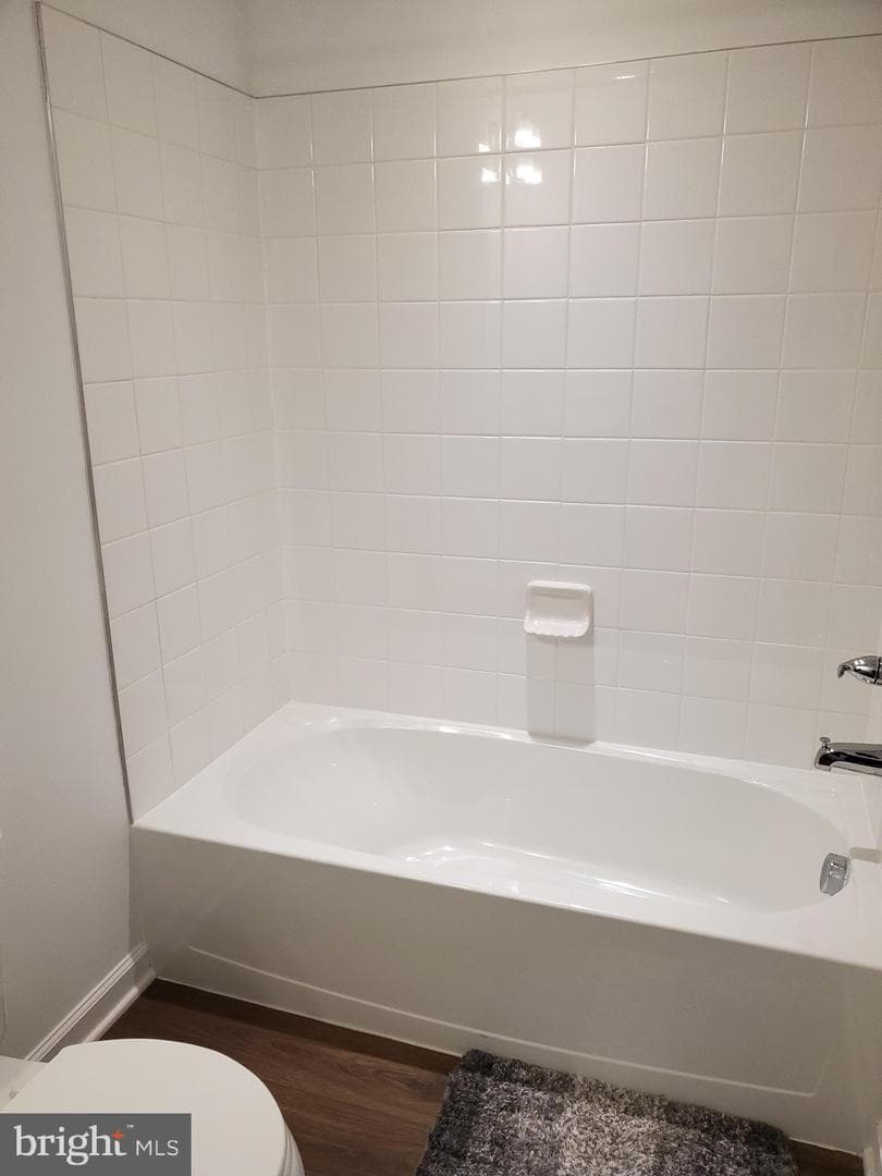 26 Colchester Court photo 6