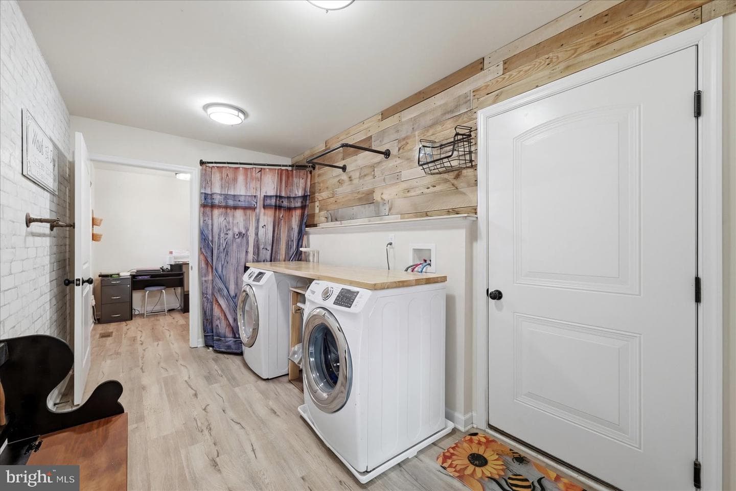 379 Jura Drive photo 24
