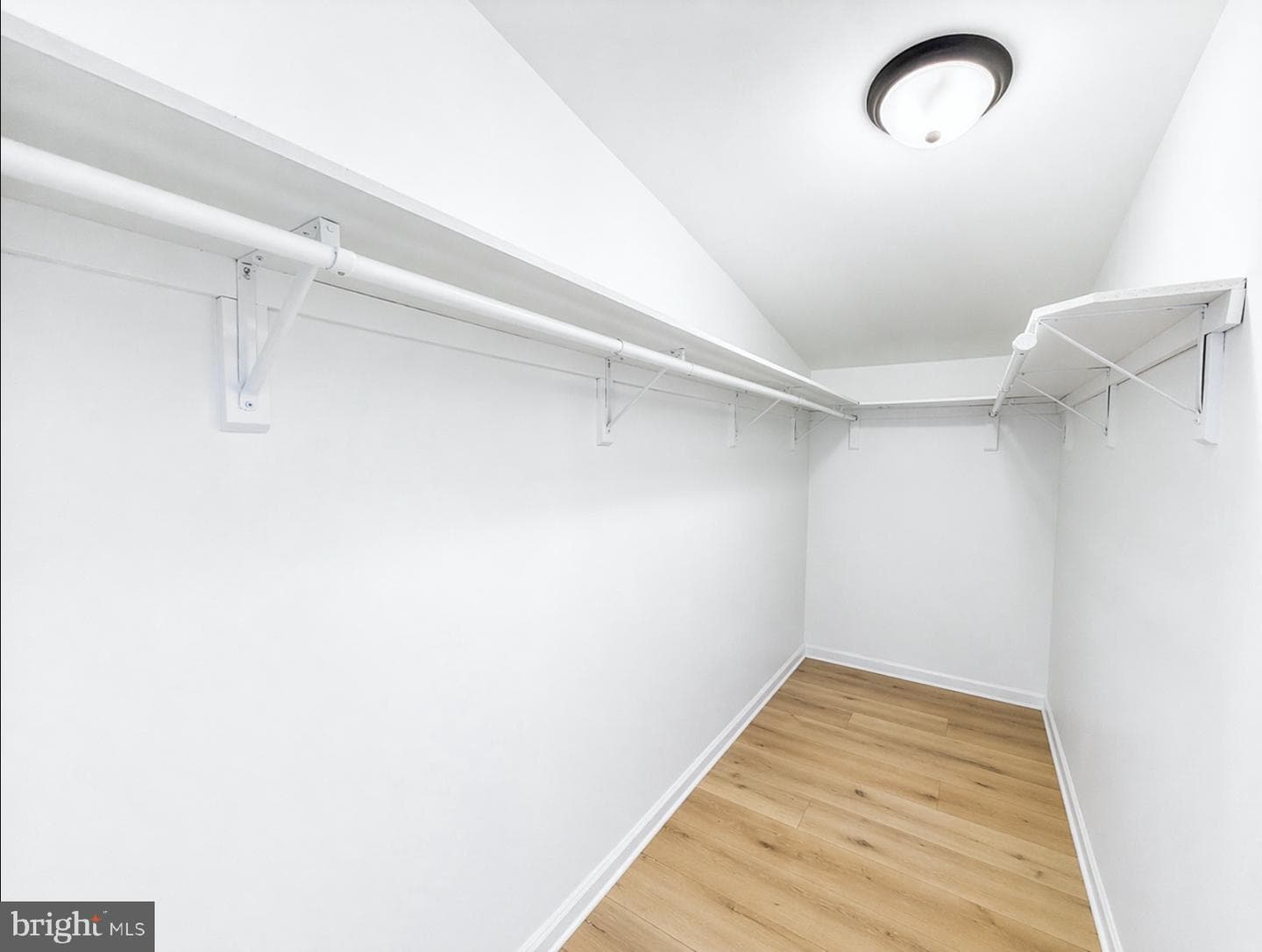 310 Jasmine Lane photo 12