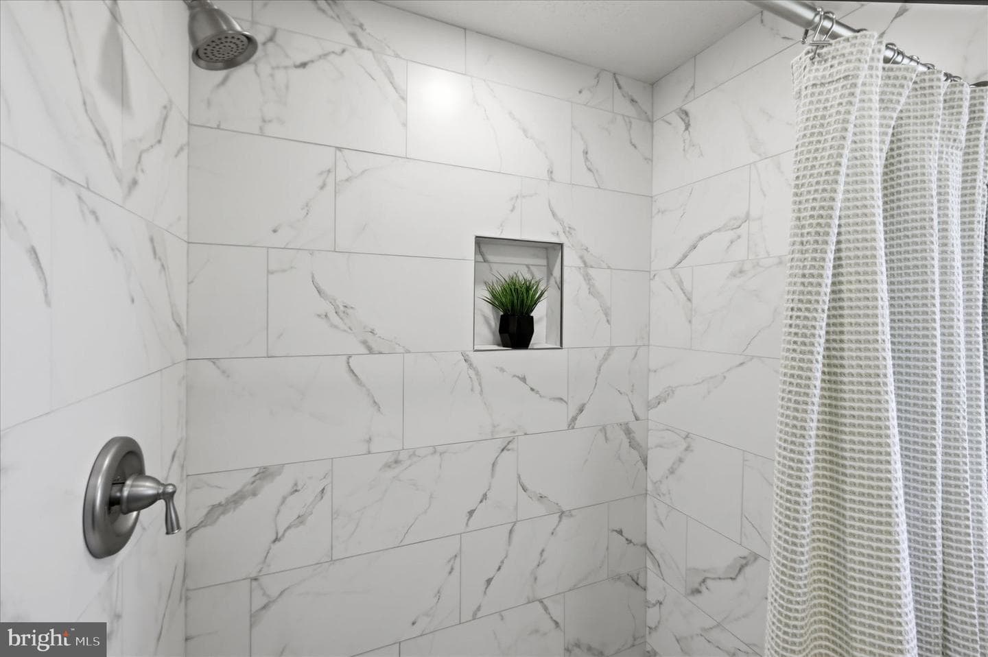 144 Brenda Drive photo 28
