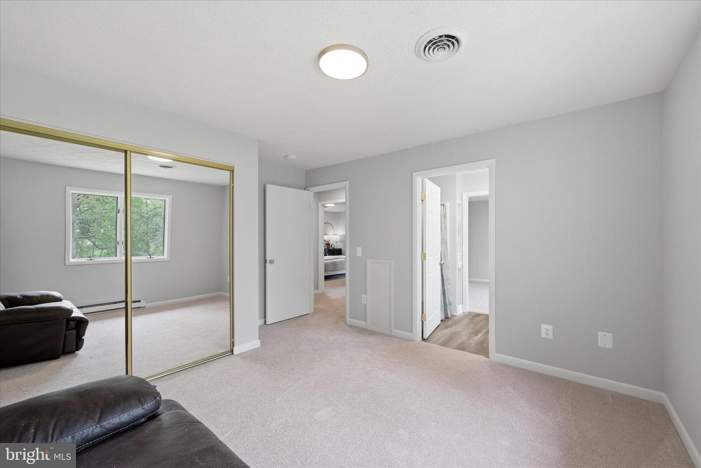 144 Brenda Drive photo 34
