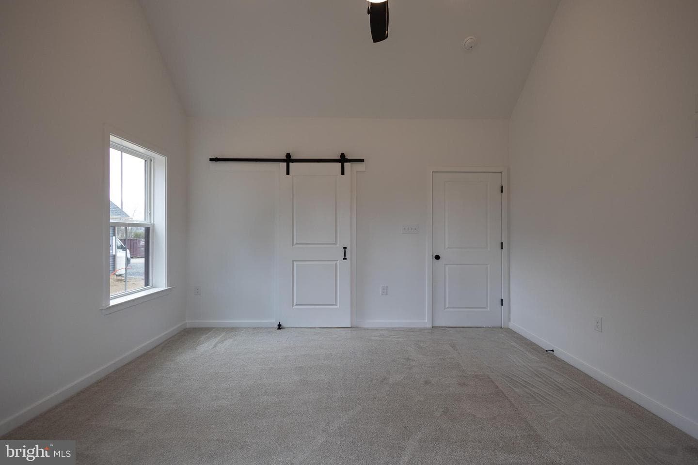 79 Haskell Dr photo 23