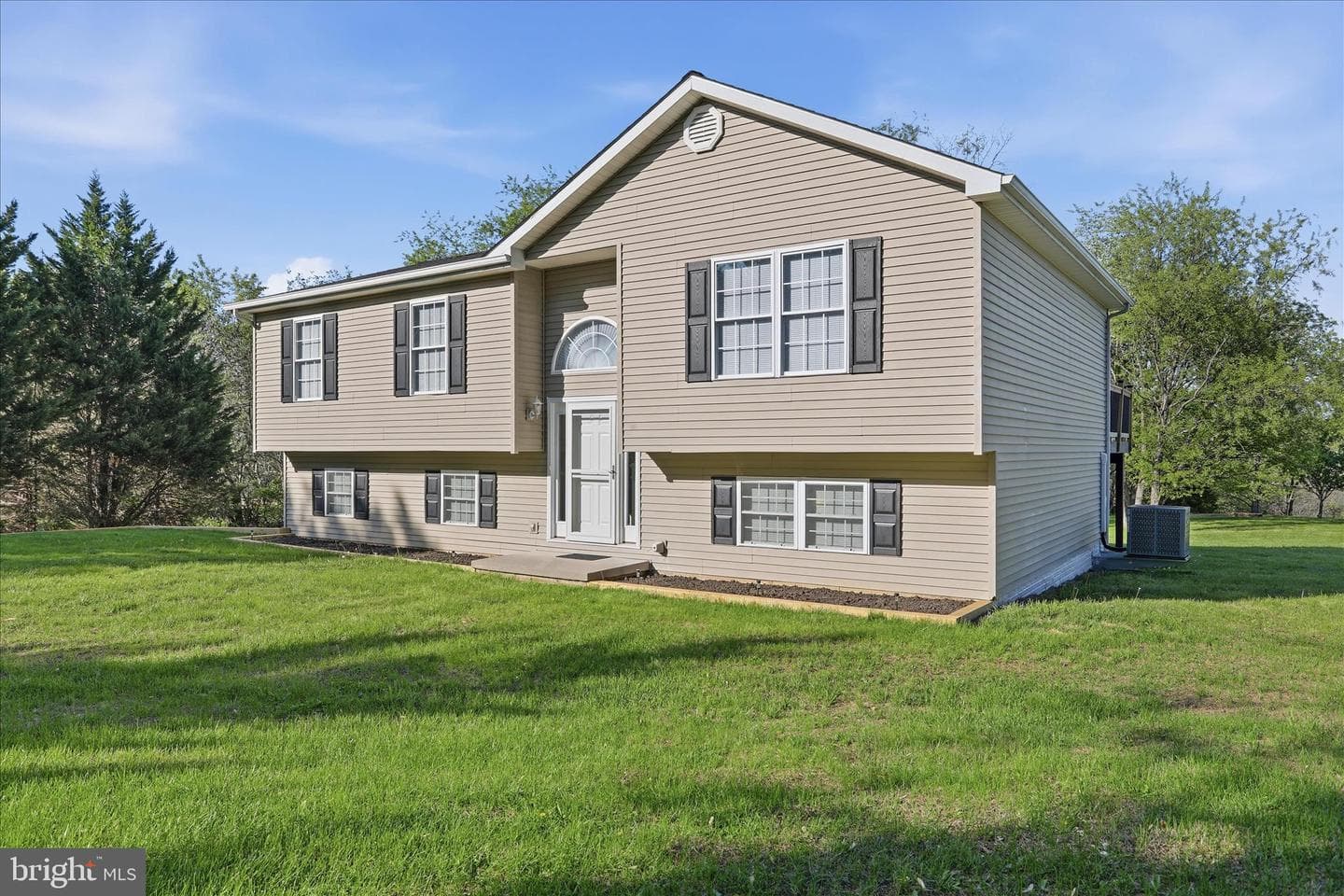 174 Open Field Lane photo 5