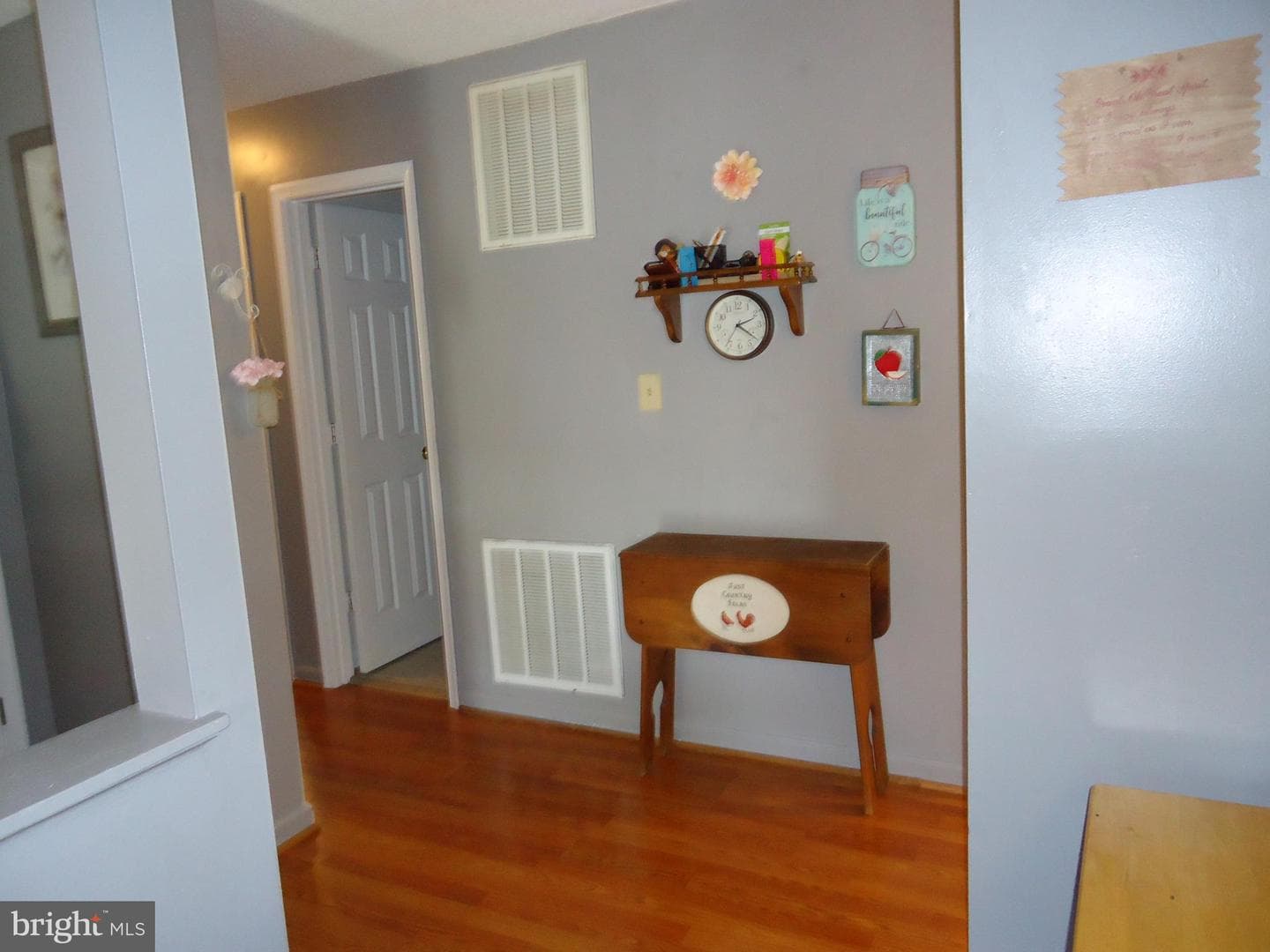 30 Squire Circle photo 17