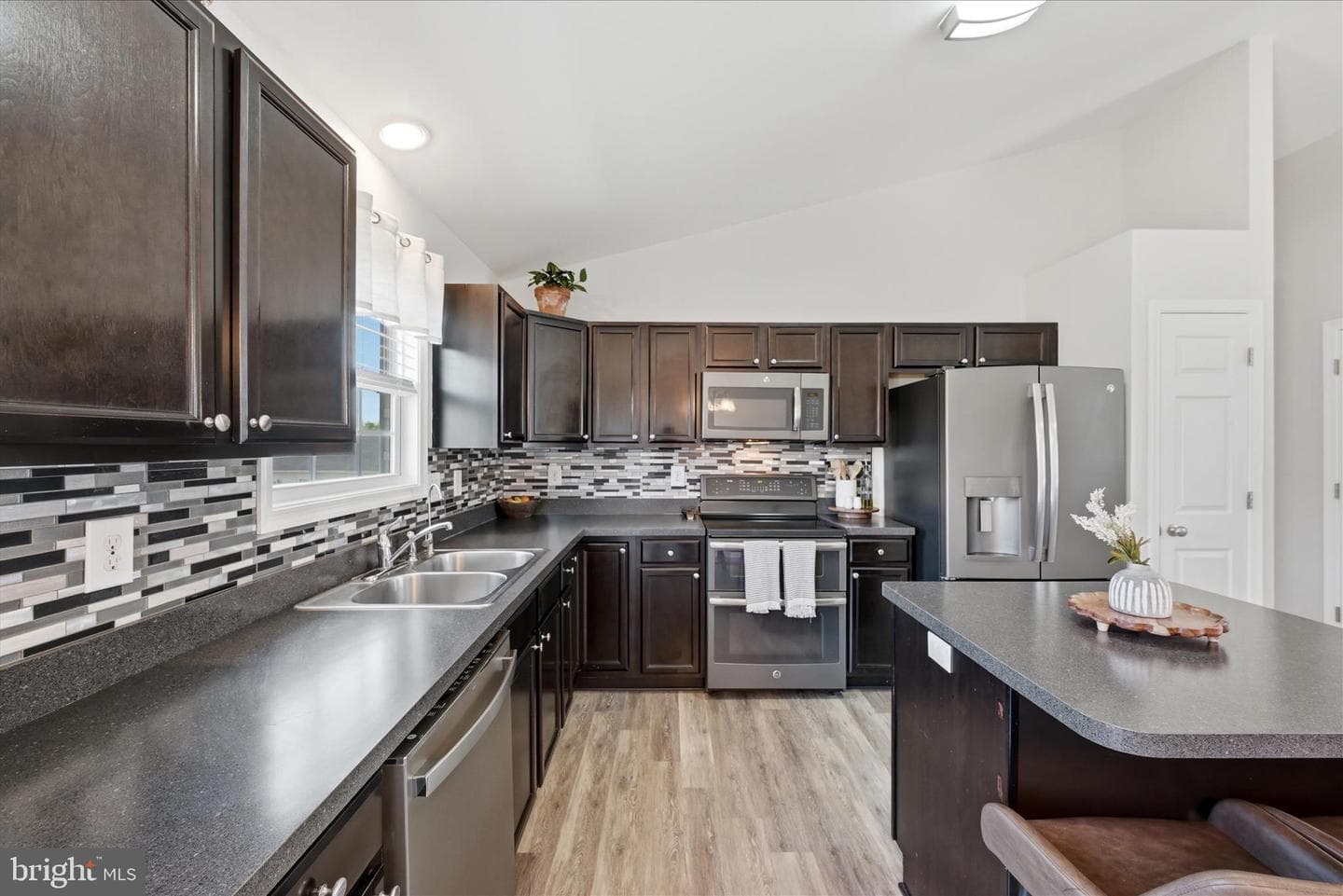 17 McKinley Court photo 15