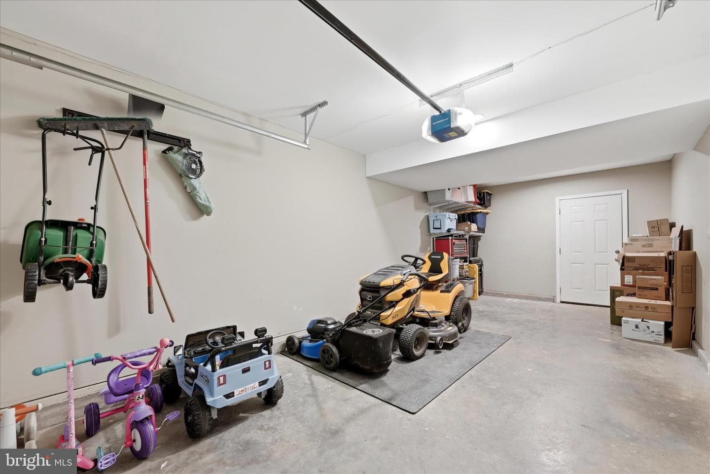 17 McKinley Court photo 39