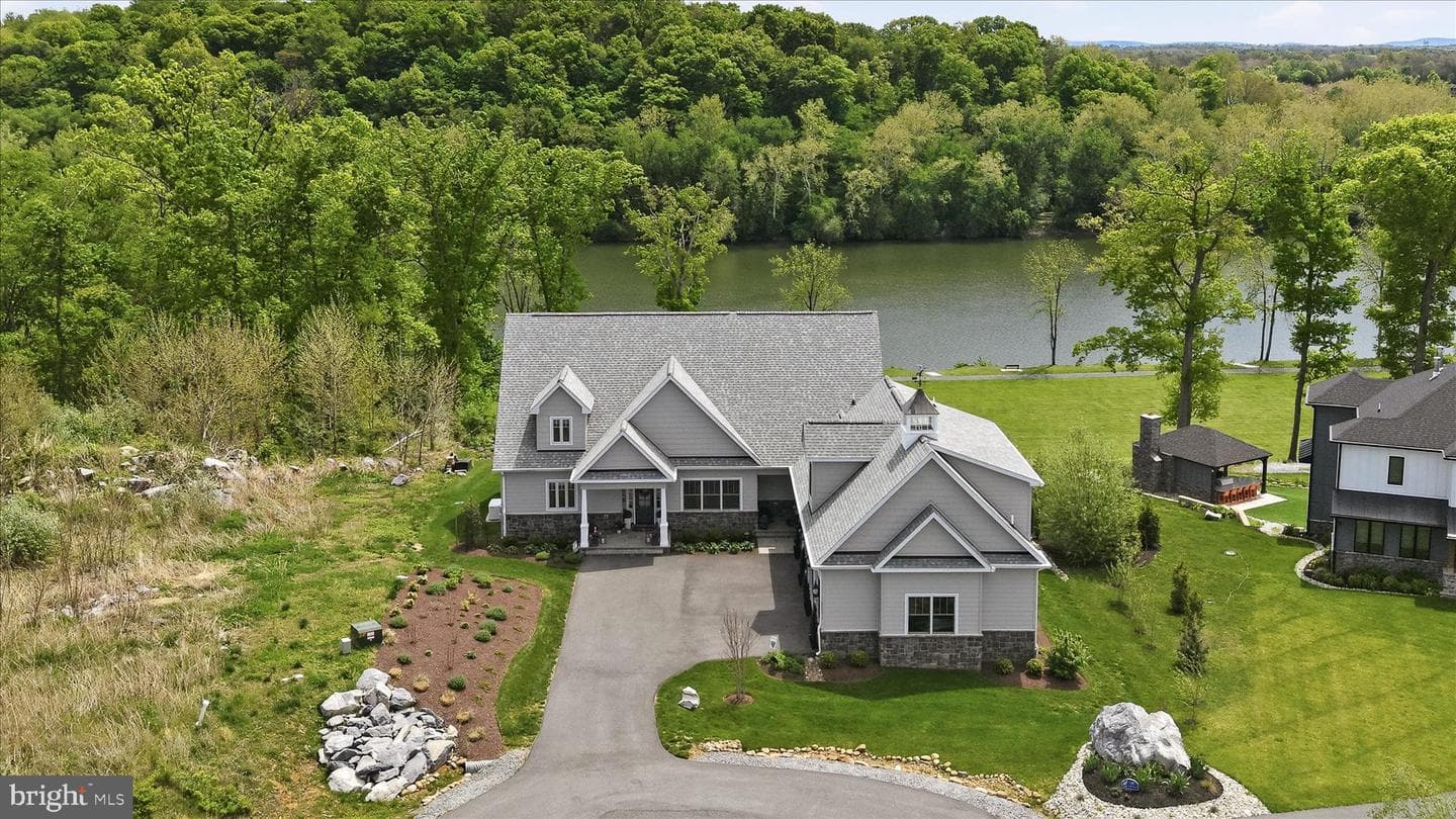 129 Agnese Court photo 124