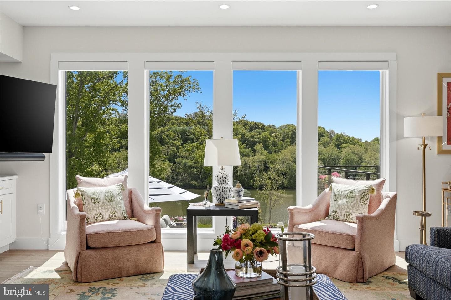 129 Agnese Court photo 29