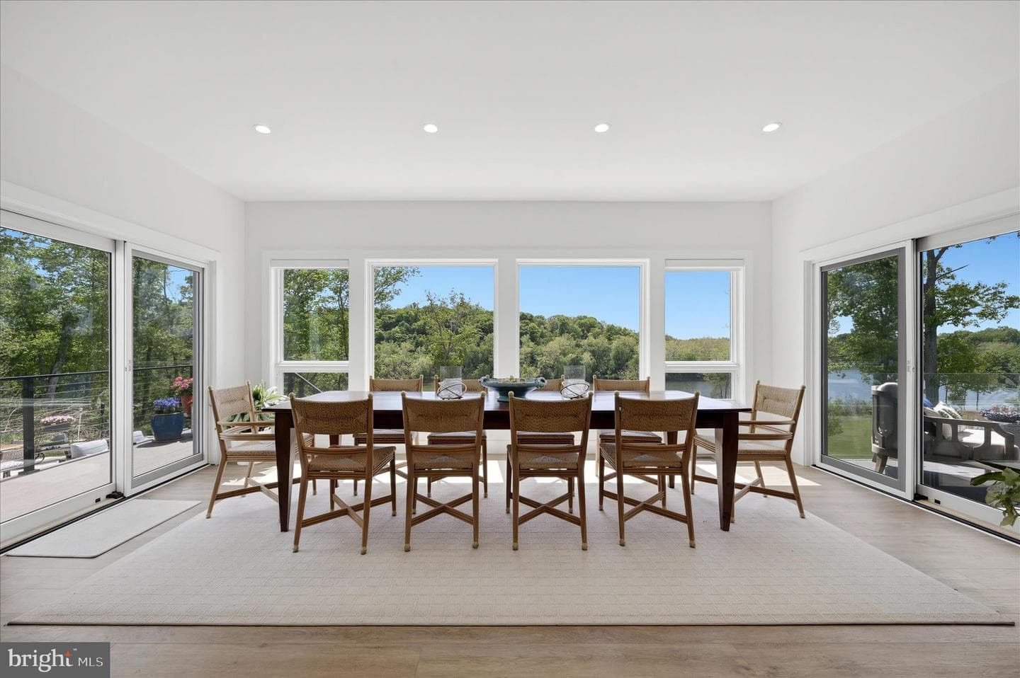129 Agnese Court photo 8