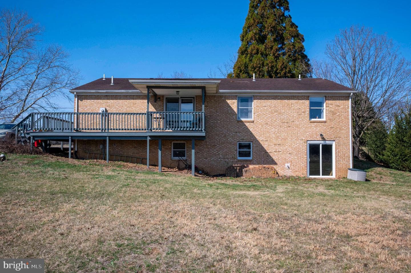2340 Greensburg Road photo 4