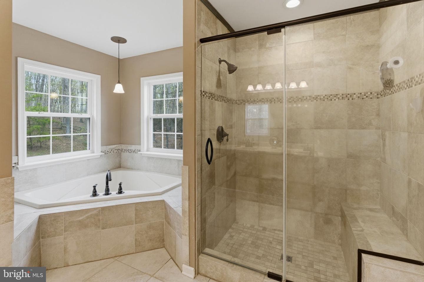 369 Rotterham Drive photo 29